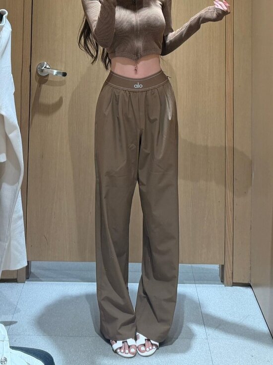 ALO Yoga Pants - 🍩Espresso ALO Yoga Suit Up Trouser NWT Regular 30" Inseam🍫